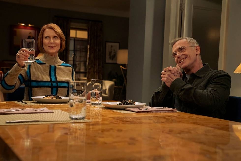 How David Eigenberg Returns on AJLT Season 3 inline