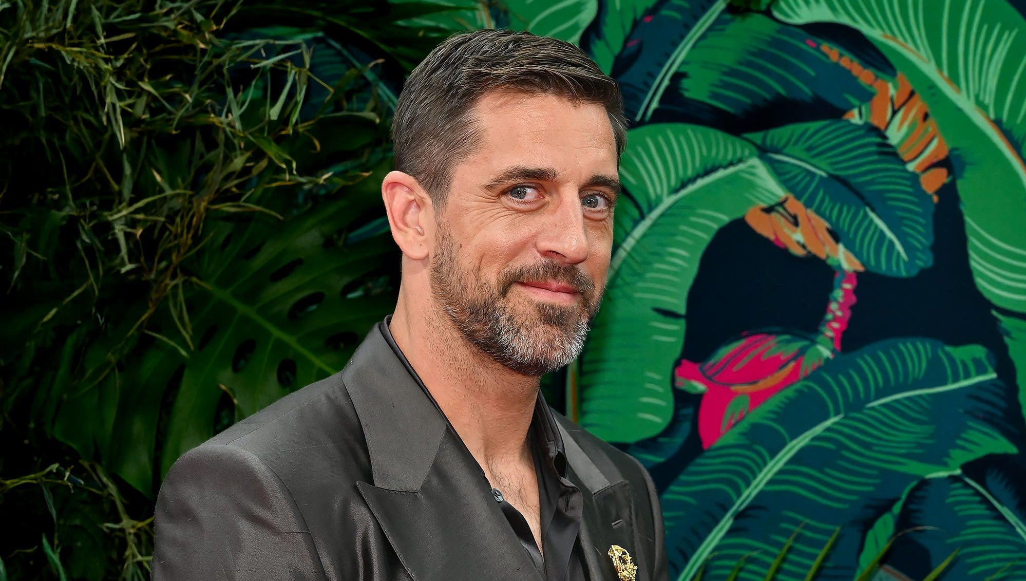 Aaron Rodgers Most Controversial Moments Through the Years Vaccine Drama 9 11 Questioning and More
