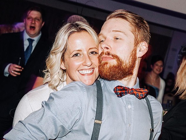 Jimmy's life as a touring musician fuelled Cat's sense of isolation ¿ and her drinking