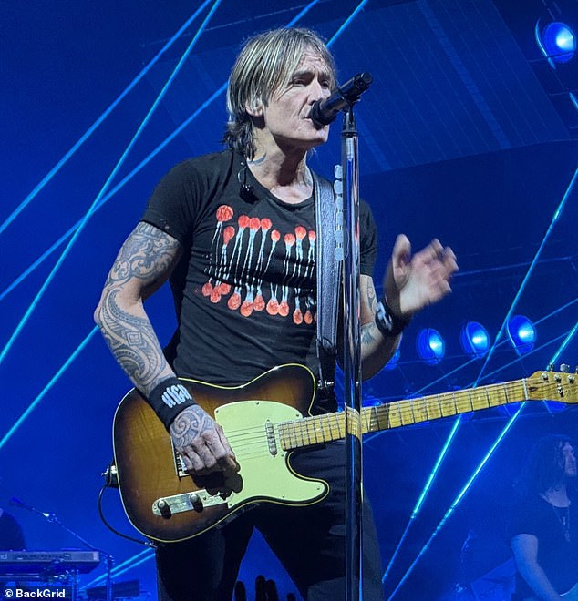 Keith Urban had a hilarious reaction to meeting a fan named Nicole amidst his ongoing divorce with Nicole Kidman. He's seen on stage earlier this month