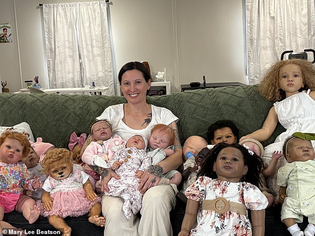Mary Lee Beatson (pictured centre), from South Carolina, told of her joy at collecting over 20 Reborn Dolls