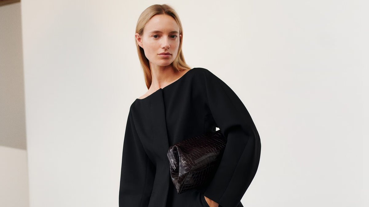 Looking for minimalist, chic workwear? Arket's new collection is full of the best picks we've seen in years