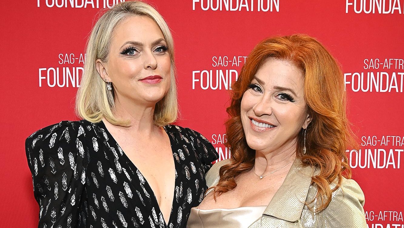 Parent Trap Costars Lisa Ann Walter and Elaine Hendrix Discover Unexpected Ancestry Connection Dating History From Cody Simpson to Zayn Malik 431